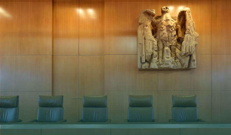 AfD-Abgeordneter scheitert mit Eilantrag gegen Ordnungsmaßnahmen seiner Fraktion