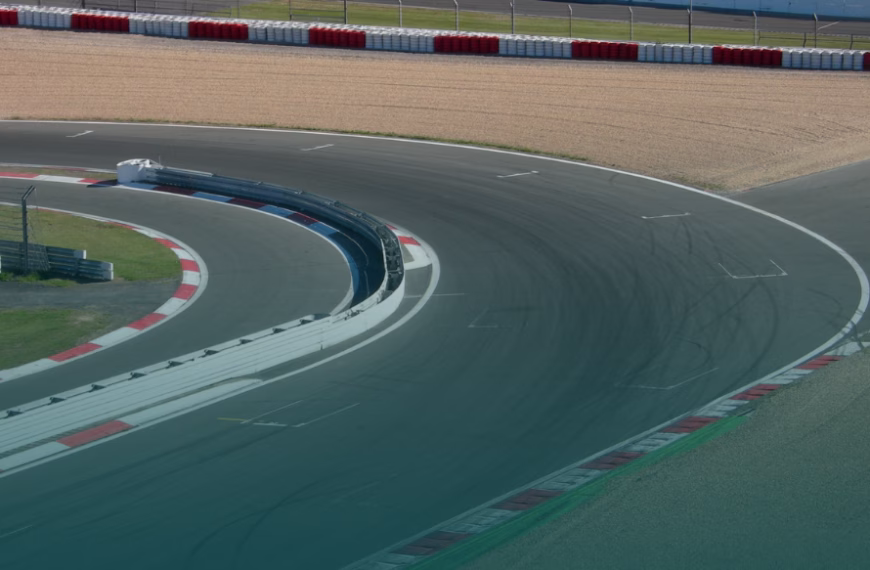 Richtgeschwindigkeit gilt auch für Idealfahrer auf dem Nürburgring