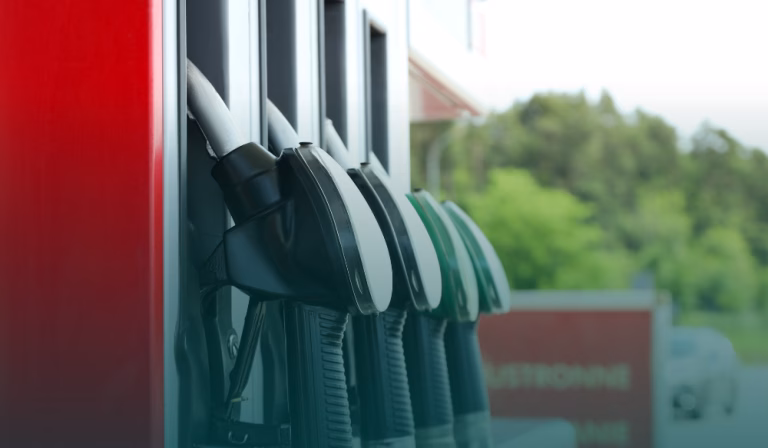 Benzin wird deutlich günstiger – Dieselpreis steigt leicht