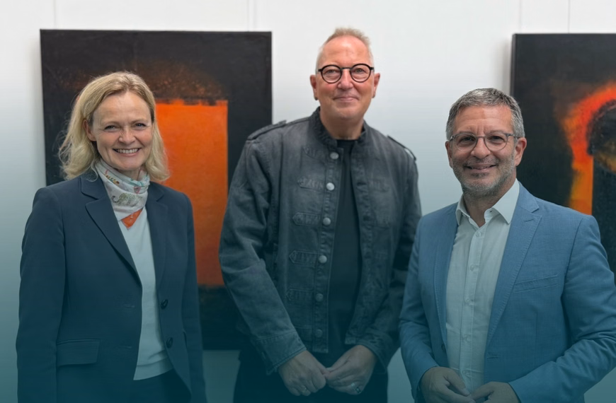 Kunstausstellung „Vom Bleiben und Werden“ im OLG Hamm eröffnet
