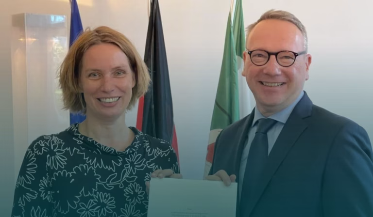Dr. Annedore Flüchter zur Präsidentin des Landgerichts Paderborn ernannt