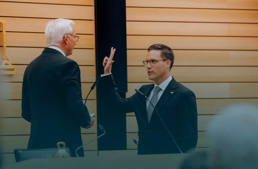 Eilantrag gescheitert: Manuel Hagel darf Berliner Linke scharf kritisieren